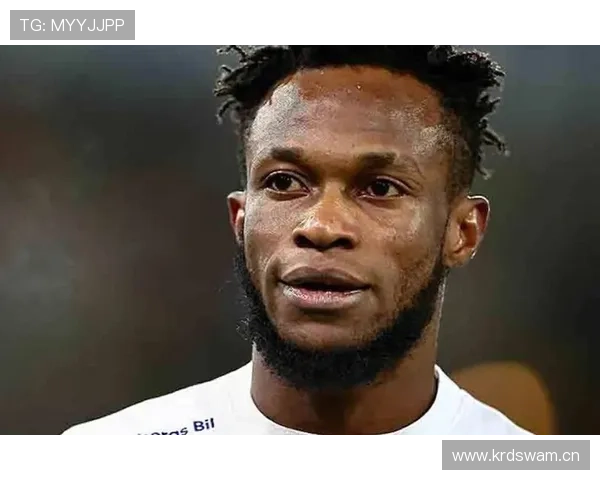 库杜斯 vs 伊萨克:多面手前锋的战术角色与风格对比