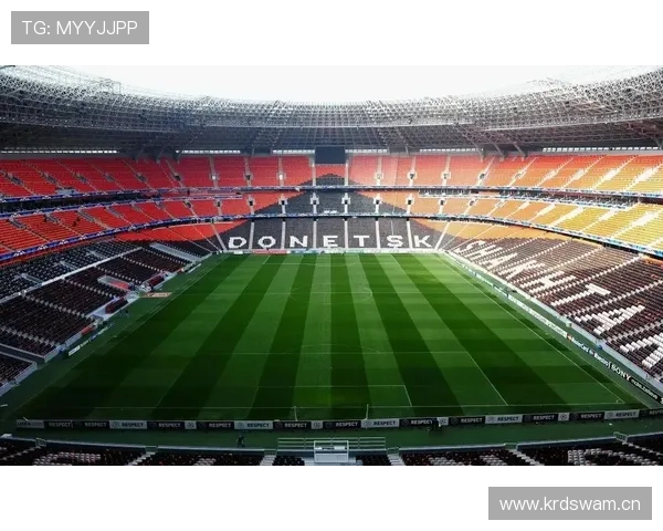 孔帕尼下了球场秒变隐形富豪，好像家里是开银行的？