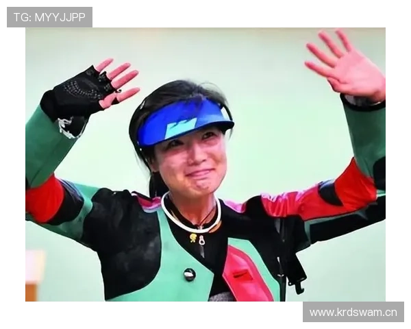 杜丽家里那个奢侈小院子，平时赛场上那么拼，人家周末简直像皇家乐福逛街一样自在