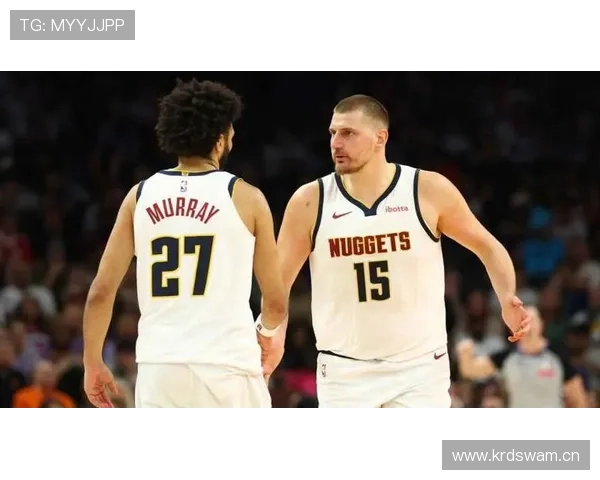 贾巴尔背身单打稳造内线分对比约基奇得分结构不同