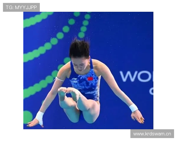 陈芋汐跳水归跳水，怎么连喝口水都像在拍广告？